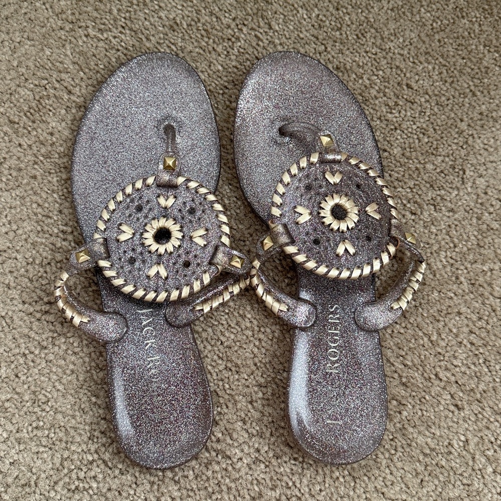 Jack Rogers Silver Glitter Flip Flops size 8